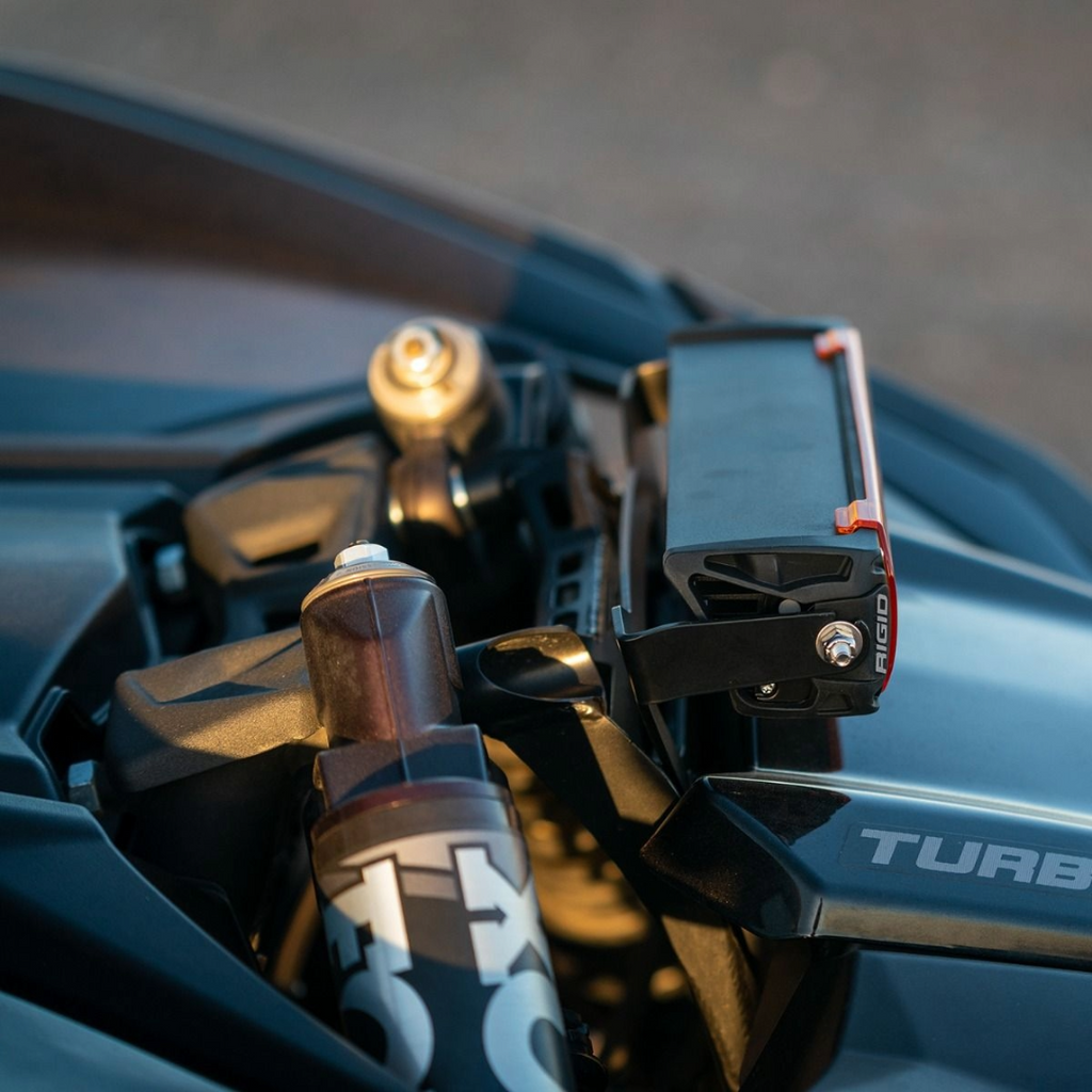 Trail Essentials Combo for Can-Am Maverick X3 – LED Light + Fire Safety